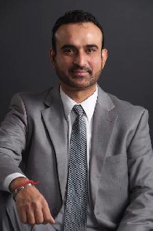 $80....Portraits, Corporate Headshots and Photo Editing - Photo 4