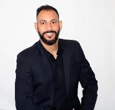 $80....Portraits, Corporate Headshots and Photo Editing - Photo 5