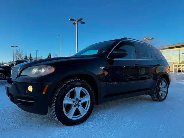 2010 BMW X5 48i - AWD - ONLY 138K - NEW TIRES