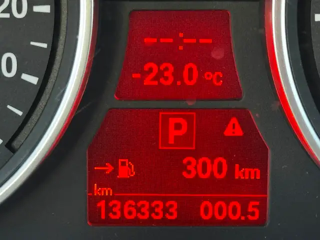 2010 BMW X5 48i - AWD - ONLY 138K - NEW TIRES - Photo 8