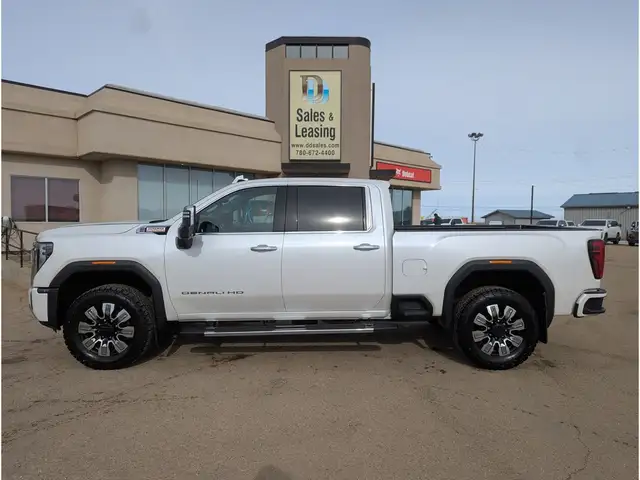 2024 GMC Sierra 3500HD Denali Diesel/Nav/Sunroof/Heads-UP Displa - Photo 2