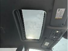 2024 GMC Sierra 3500HD Denali Diesel/Nav/Sunroof/Heads-UP Displa - Photo 3