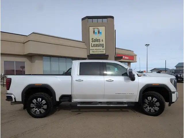 2024 GMC Sierra 3500HD Denali Diesel/Nav/Sunroof/Heads-UP Displa - Photo 9