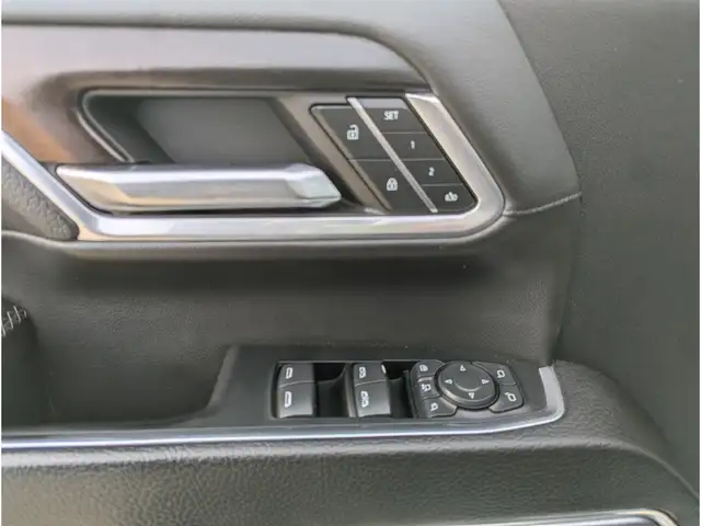 2024 GMC Sierra 3500HD Denali Diesel/Nav/Sunroof/Heads-UP Displa - Photo 16