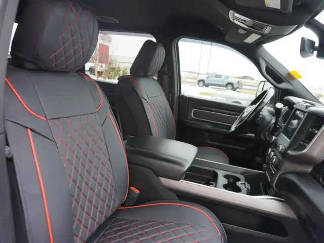 2021 Dodge Ram 2500 UPGRADED BIG HORN.... OFF ROAD 2HZ PACKAGE! - Photo 2