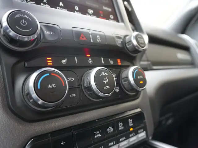 2021 Dodge Ram 2500 UPGRADED BIG HORN.... OFF ROAD 2HZ PACKAGE! - Photo 26
