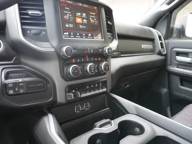 2021 Dodge Ram 2500 UPGRADED BIG HORN.... OFF ROAD 2HZ PACKAGE! - Photo 32