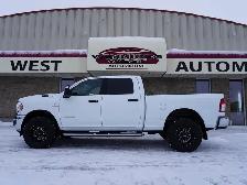 2023 Dodge Ram 2500 BIG HORN, LOADED BUCKETS AND CONSOLE CLEAN T - Photo 7