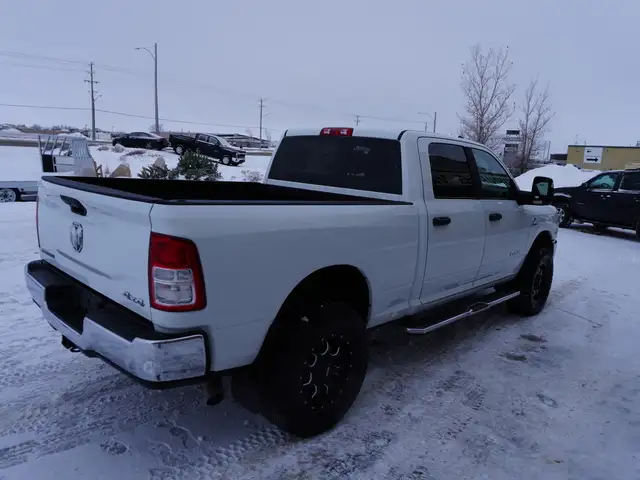 2023 Dodge Ram 2500 BIG HORN, LOADED BUCKETS AND CONSOLE CLEAN T - Photo 10