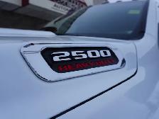 2023 Dodge Ram 2500 BIG HORN, LOADED BUCKETS AND CONSOLE CLEAN T - Photo 12