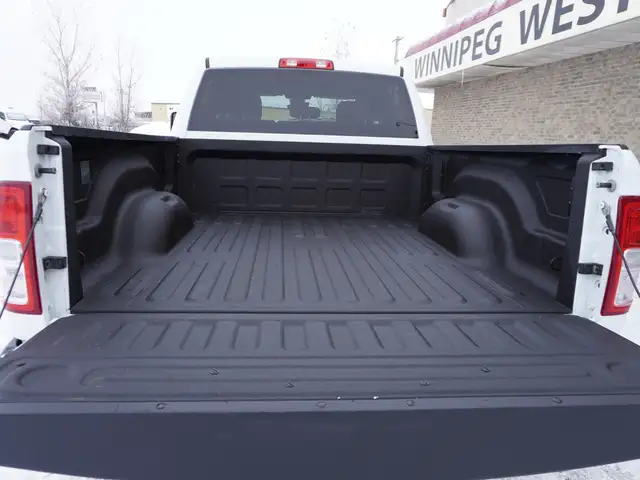 2023 Dodge Ram 2500 BIG HORN, LOADED BUCKETS AND CONSOLE CLEAN T - Photo 18
