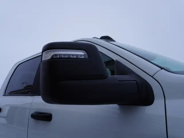 2023 Dodge Ram 2500 BIG HORN, LOADED BUCKETS AND CONSOLE CLEAN T - Photo 20