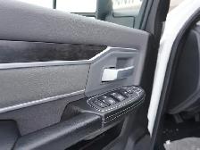 2023 Dodge Ram 2500 BIG HORN, LOADED BUCKETS AND CONSOLE CLEAN T - Photo 24