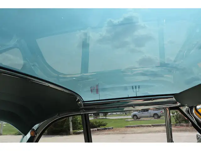 1954 Ford Crestline Skyliner GLASS ROOF, VERY RARE 1 YEAR ONLY, - Photo 54