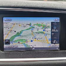 2014 Audi Q5 3.0L Technik loaded and very well maintained! Drive - Photo 15