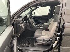 2025 Toyota Tacoma - Photo 12