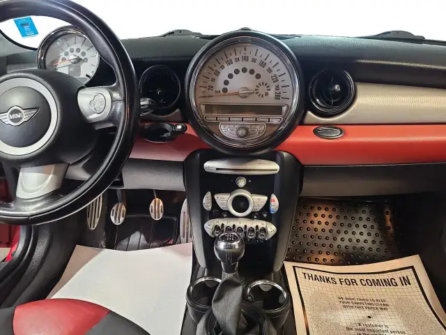 2010 MINI Cooper S - Photo 11