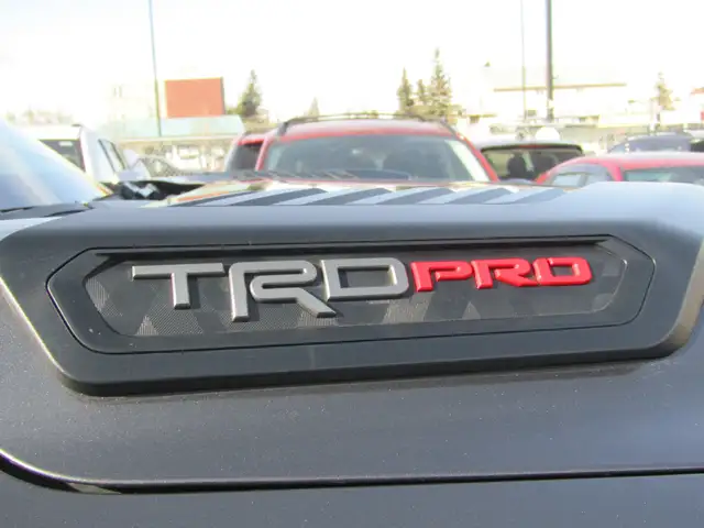 2025 Toyota Tundra 4x4 Crewmax TRD PRO Limited Hybrid LEATHER / - Photo 6