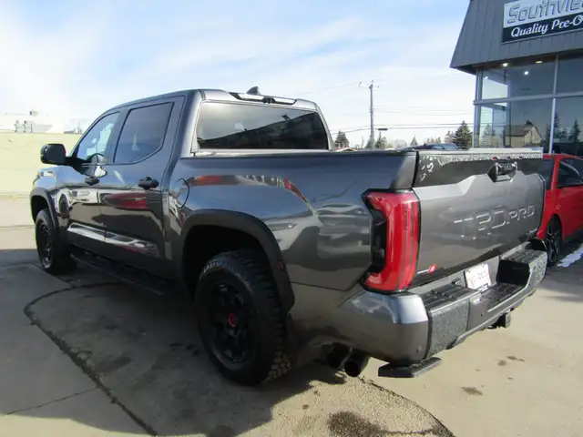 2025 Toyota Tundra 4x4 Crewmax TRD PRO Limited Hybrid LEATHER / - Photo 9