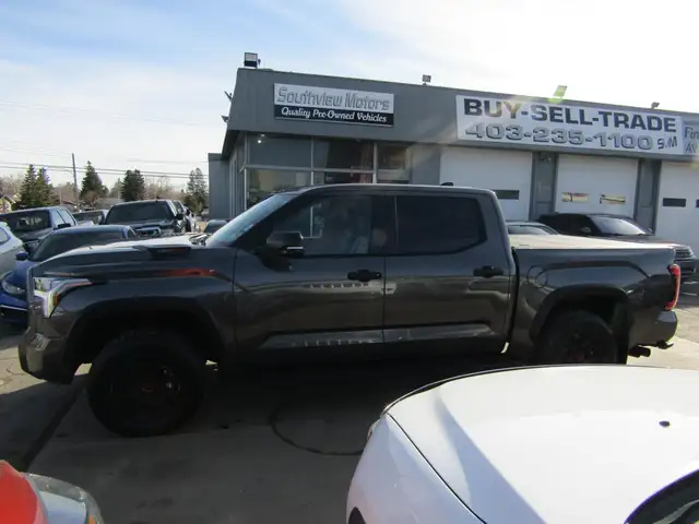 2025 Toyota Tundra 4x4 Crewmax TRD PRO Limited Hybrid LEATHER / - Photo 10