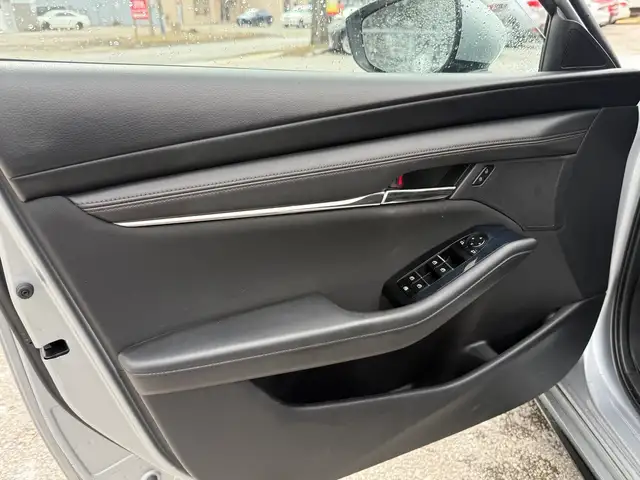 2019 Mazda Mazda3 GS l iACTIV AWD l 2.5L l 4Cyl l Auto l RemoteS - Photo 15