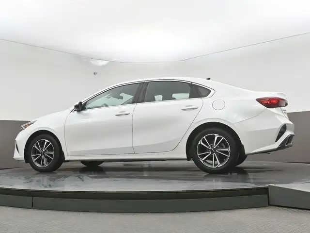 2023 Kia Forte EX Call 902-466-9550 Android Auto / Apple CarPlay - Photo 38