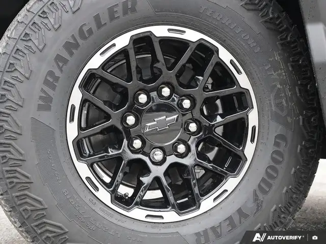 2026 Chevrolet Silverado EV Trail Boss - Photo 7