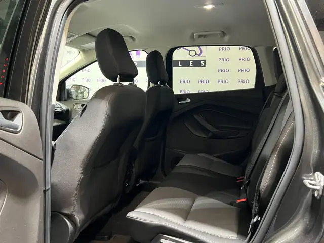 2019 Ford Escape - Photo 18