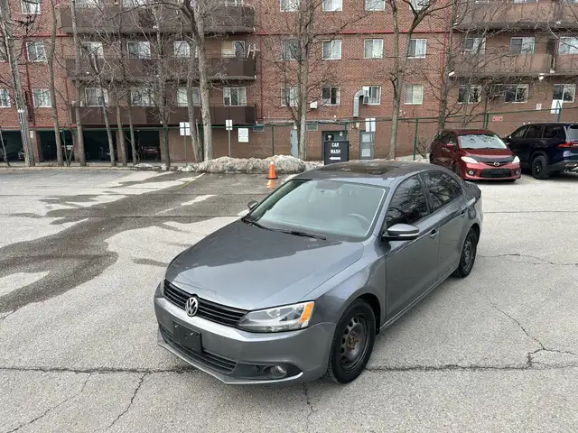 2013 Volkswagen Jetta Sedan 4dr 2.5L Automatic Comfortline - Photo 2