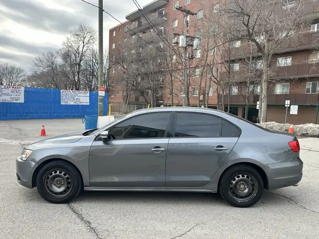 2013 Volkswagen Jetta Sedan 4dr 2.5L Automatic Comfortline - Photo 9