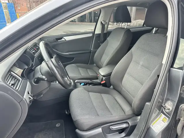 2013 Volkswagen Jetta Sedan 4dr 2.5L Automatic Comfortline - Photo 12
