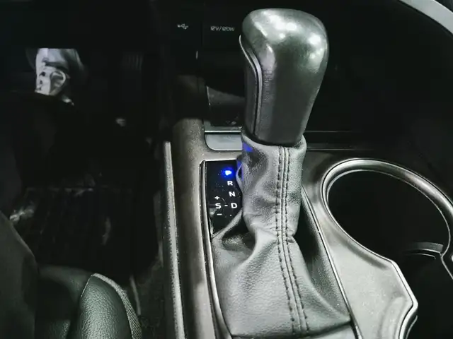 2024 Toyota Camry SE SE | Heated Seats & Steering - Photo 18