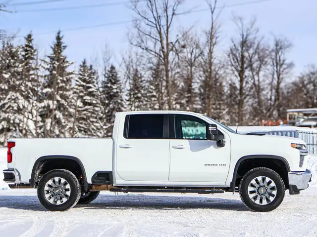 2023 Chevrolet Silverado 2500HD LT- Heated Seats / Steering - Photo 2