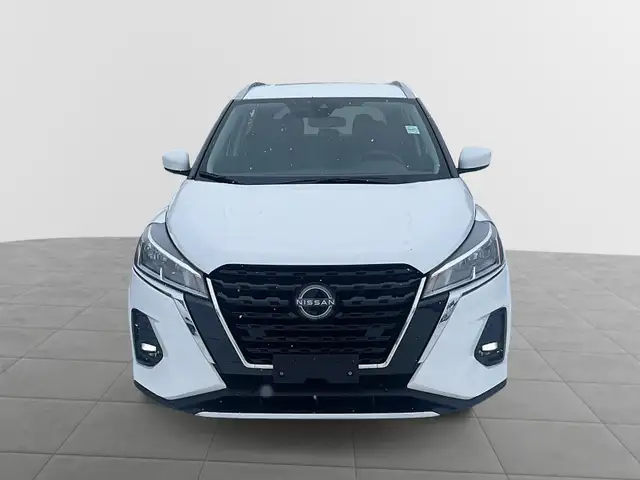 2025 Nissan Kicks Play SV SV | Heated Seats & Steering - Photo 2