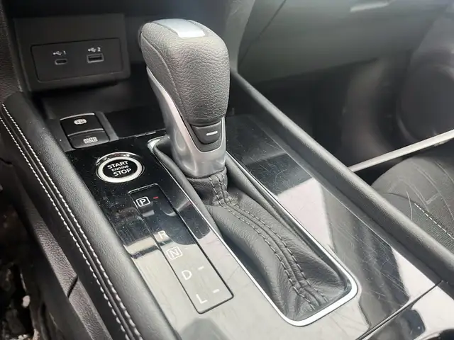 2025 Nissan Kicks Play SV SV | Heated Seats & Steering - Photo 7