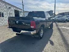 2018 Ram 1500 SLT - Photo 3