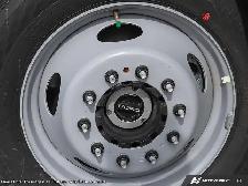 2026 Ford Super Duty F-550 DRW - Photo 7