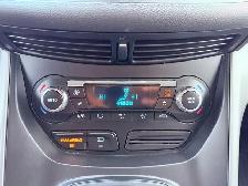 2016 Ford Escape SE 4dr 4x4 Automatic - Photo 17