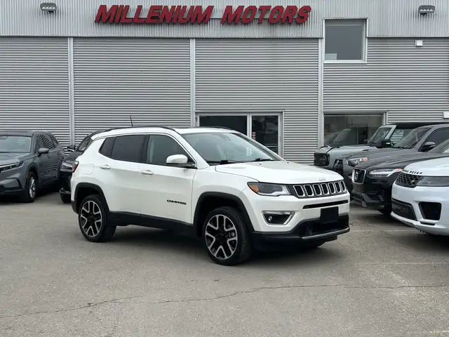 2018 Jeep Compass LIMITED 4X4/NAVIGATION/B.CAM/PANO ROOF/FINANCI