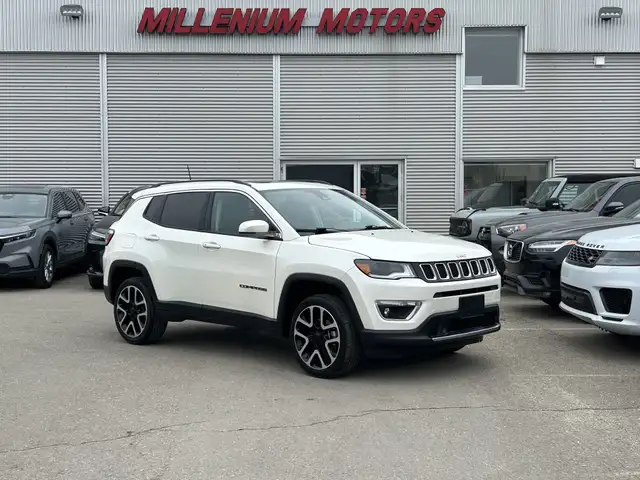 2018 Jeep Compass LIMITED 4X4/NAVIGATION/B.CAM/PANO ROOF/FINANCI - Photo 5