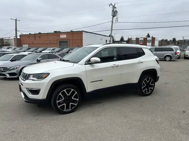 2018 Jeep Compass LIMITED 4X4/NAVIGATION/B.CAM/PANO ROOF/FINANCI - Photo 12