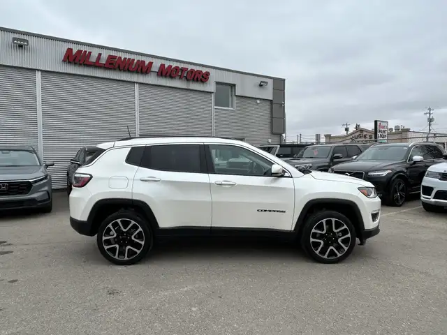 2018 Jeep Compass LIMITED 4X4/NAVIGATION/B.CAM/PANO ROOF/FINANCI - Photo 20