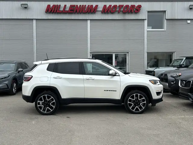 2018 Jeep Compass LIMITED 4X4/NAVIGATION/B.CAM/PANO ROOF/FINANCI - Photo 21