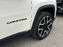 2018 Jeep Compass LIMITED 4X4/NAVIGATION/B.CAM/PANO ROOF/FINANCI - Photo 22