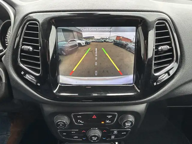 2018 Jeep Compass LIMITED 4X4/NAVIGATION/B.CAM/PANO ROOF/FINANCI - Photo 31