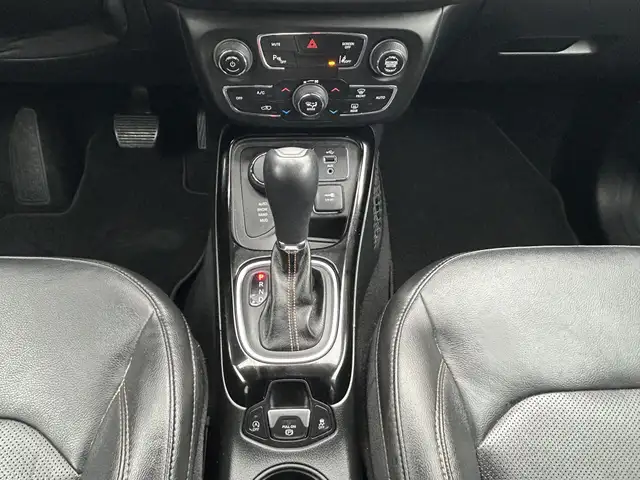 2018 Jeep Compass LIMITED 4X4/NAVIGATION/B.CAM/PANO ROOF/FINANCI - Photo 32