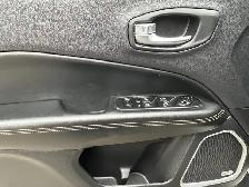 2018 Jeep Compass LIMITED 4X4/NAVIGATION/B.CAM/PANO ROOF/FINANCI - Photo 33