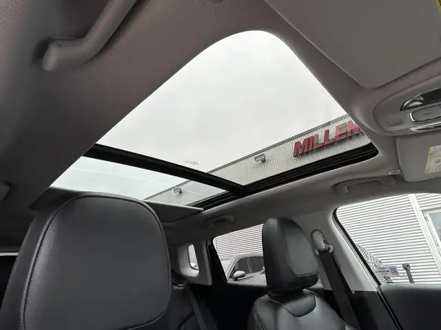 2018 Jeep Compass LIMITED 4X4/NAVIGATION/B.CAM/PANO ROOF/FINANCI - Photo 45