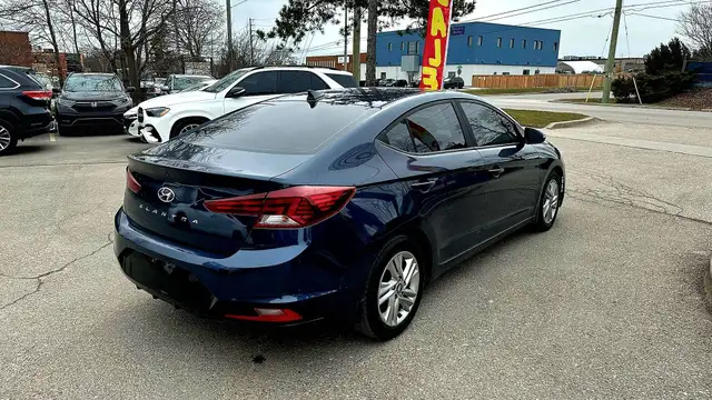 2020 Hyundai Elantra Preferred IVT | NO ACCIDENTS | HEATED STEER - Photo 4