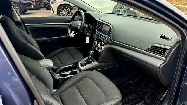 2020 Hyundai Elantra Preferred IVT | NO ACCIDENTS | HEATED STEER - Photo 11